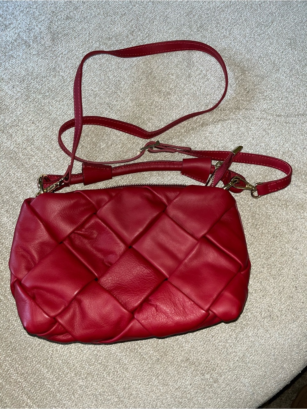 Quilted Red Leather Crossbody Bag with Adjustable Strap